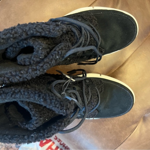 NWT Sorel Explorer II Joan Cozy Boot - Picture 6 of 7